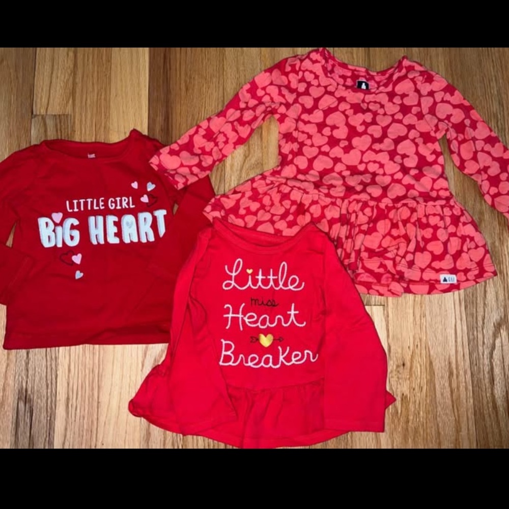 GAP Red Heart Long Sleeve Kids Tees